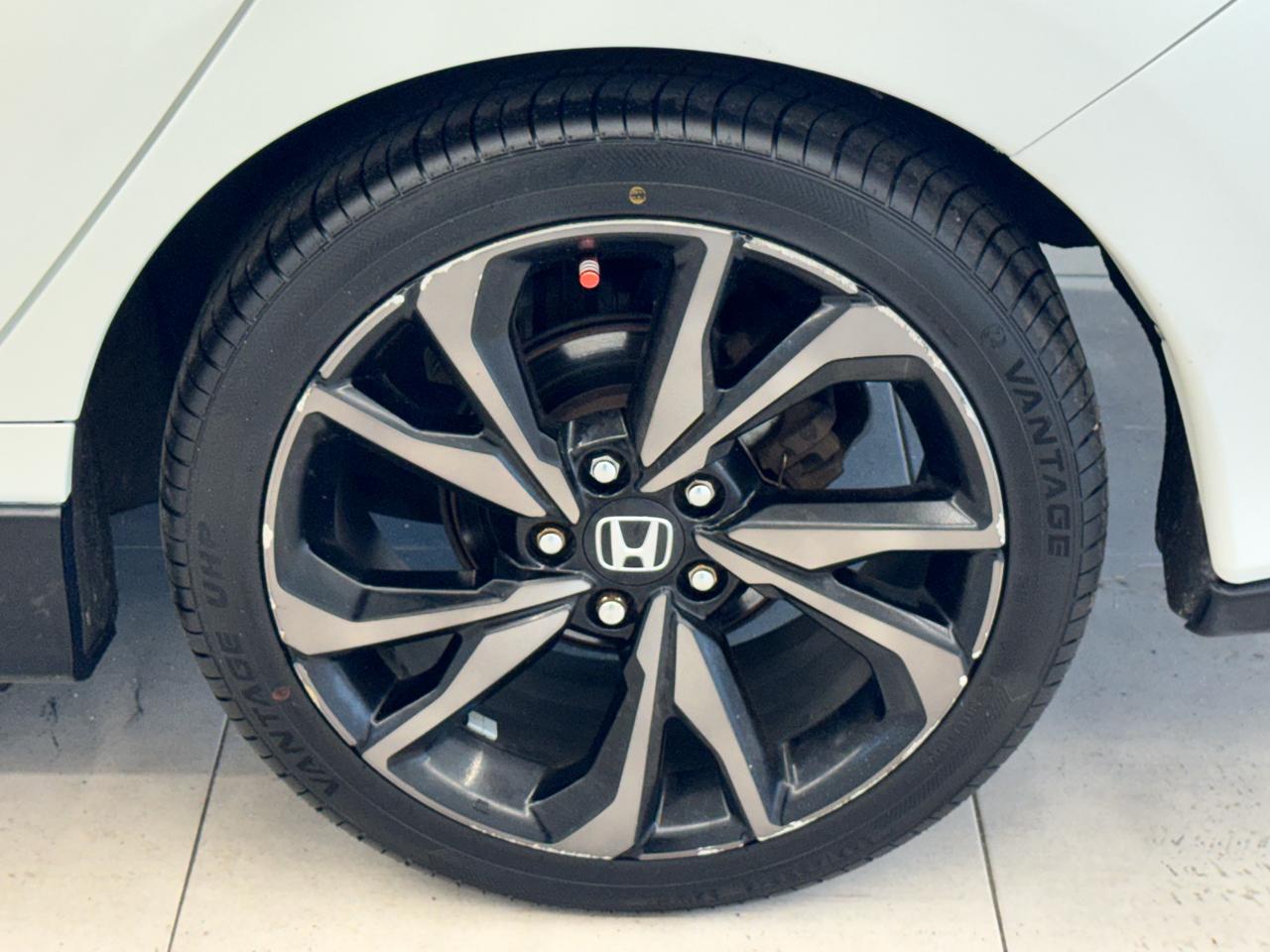 Honda Civic Hatchback Sport Manual 2017
