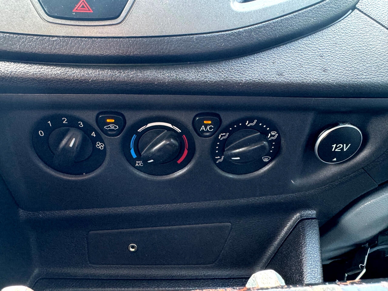 Ford Transit Van T-250 148" Med Rf 9000 GVWR Sliding RH Dr 2017 Ford Transit Van T-250 148" Med Rf 9000 GVWR Sliding RH Dr 2017