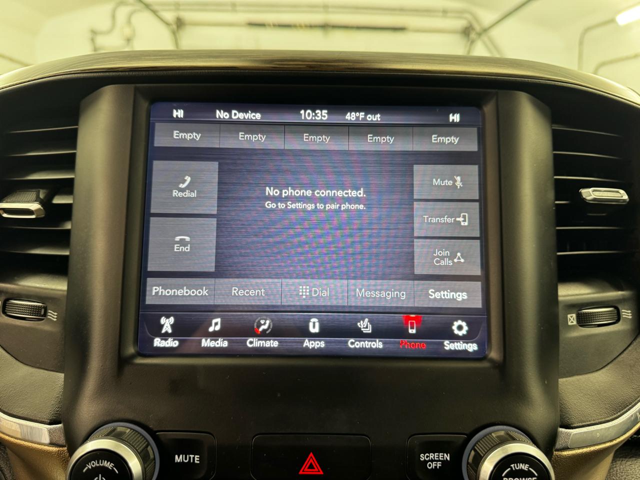 RAM 1500 Laramie 4x4 Crew Cab 6'4" Box 2019