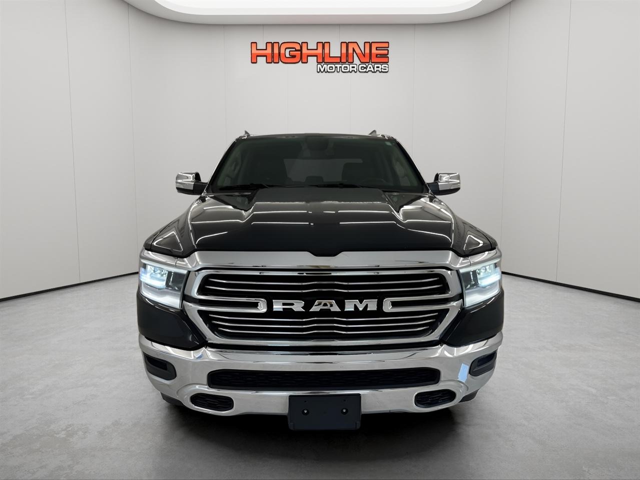 RAM 1500 Laramie 4x4 Crew Cab 6'4" Box 2019