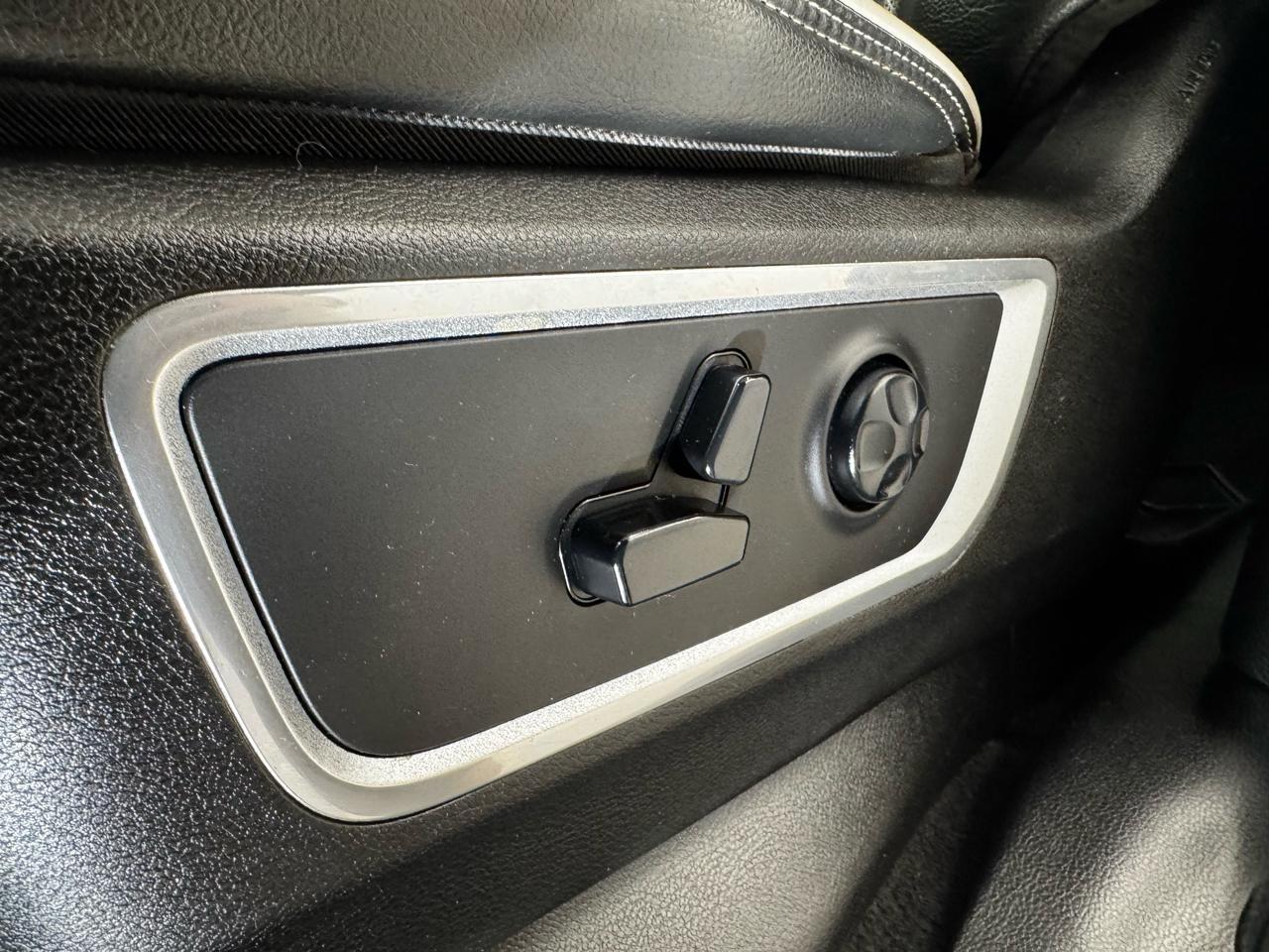 RAM 1500 Laramie 4x4 Crew Cab 6'4" Box 2019