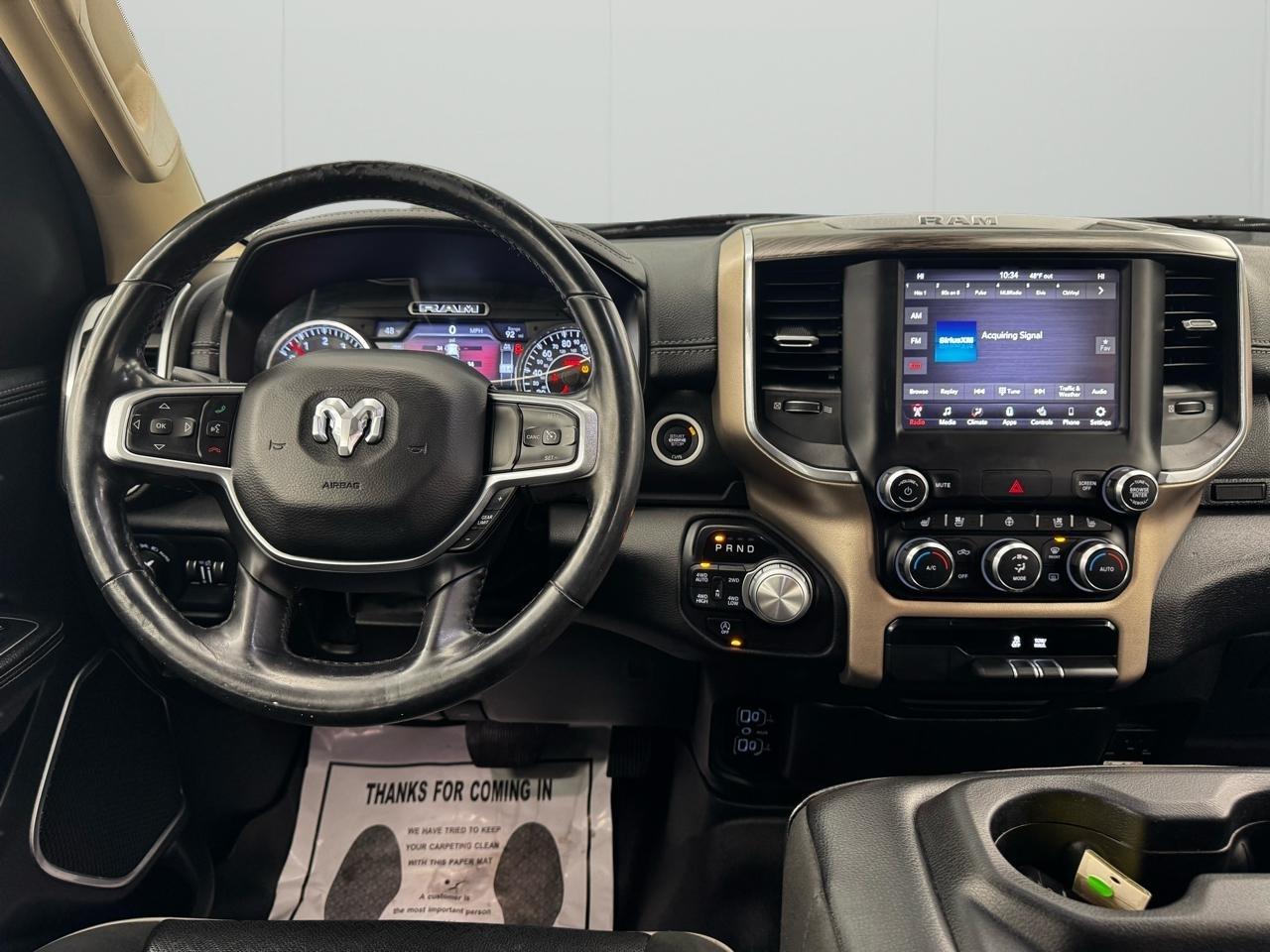 RAM 1500 Laramie 4x4 Crew Cab 6'4" Box 2019