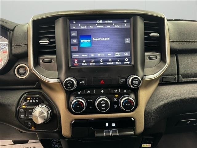 RAM 1500 Laramie 4x4 Crew Cab 6'4" Box 2019