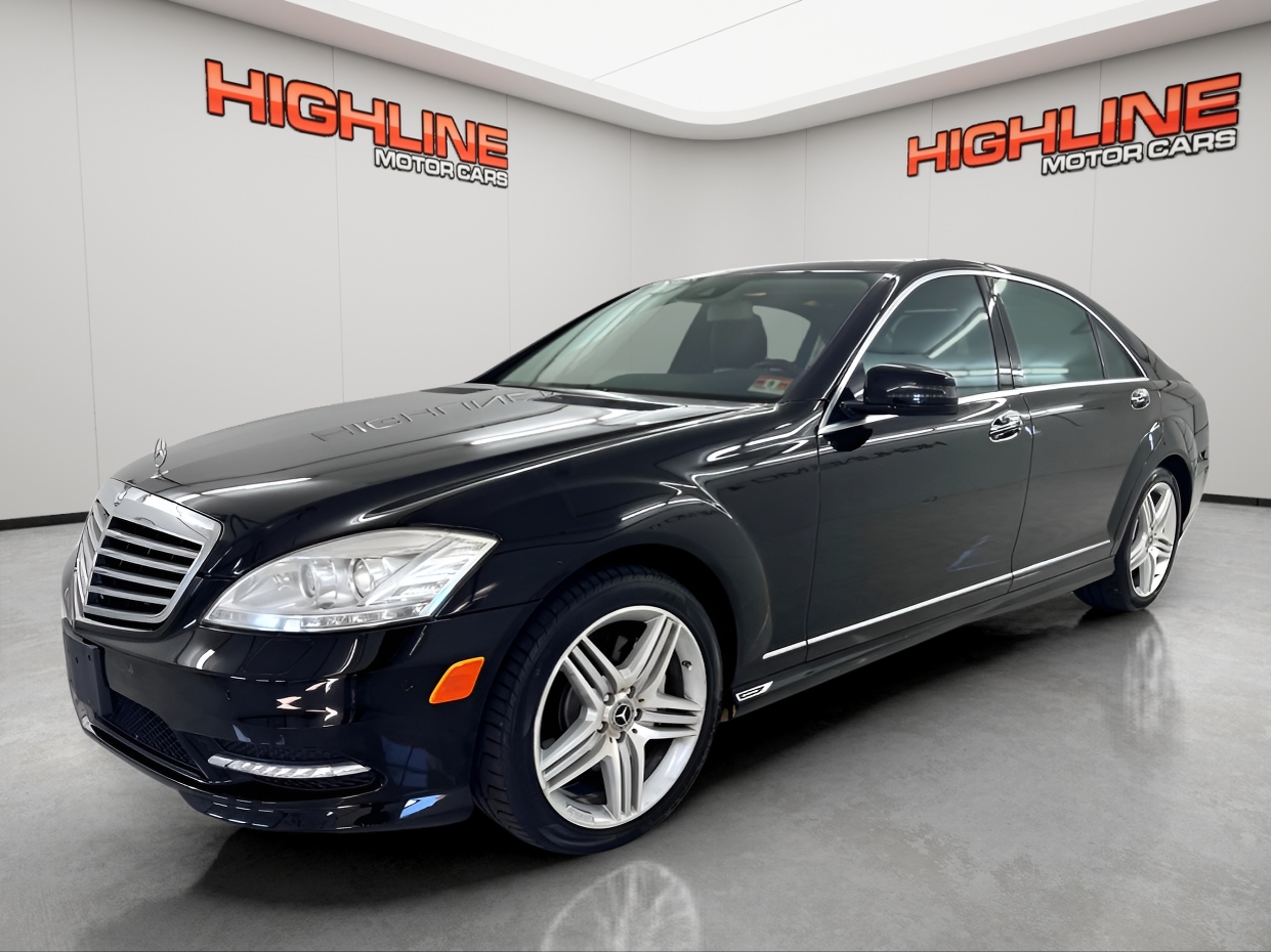 2013 Mercedes-Benz S-Class 4dr Sdn S 550 4MATIC