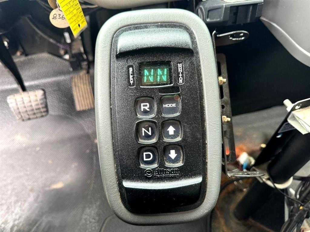 International DuraStar 4300  2014