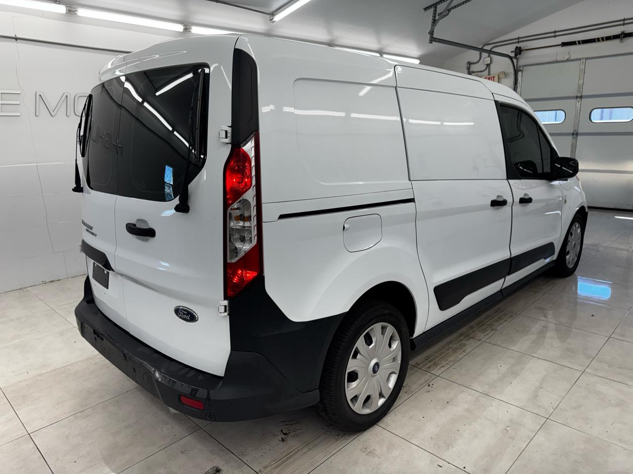 Ford Transit Connect Van XL LWB w/Rear Symmetrical Doors 2019