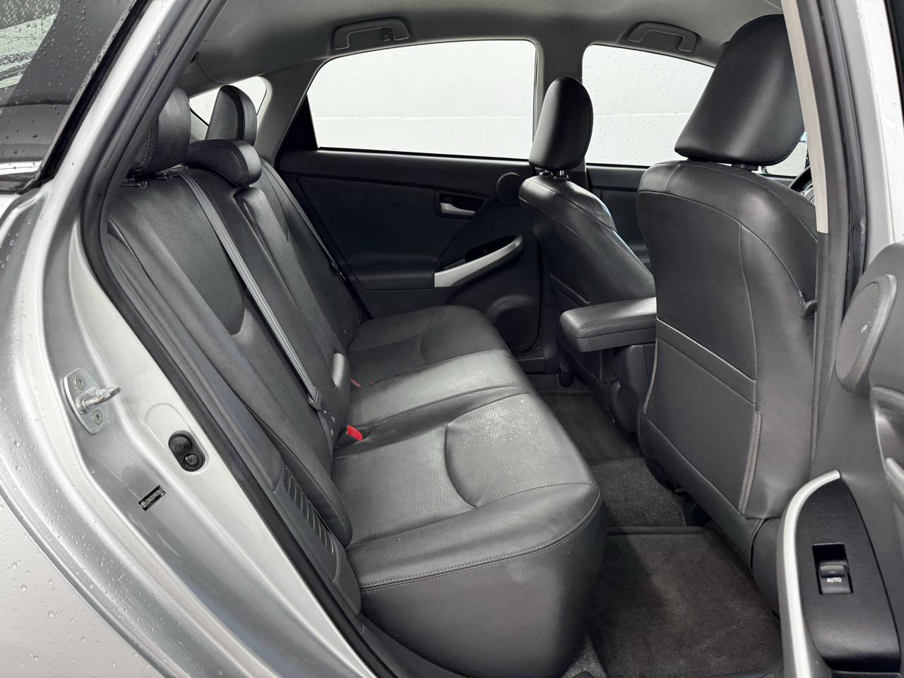 Toyota Prius 5dr HB III (Natl) 2010