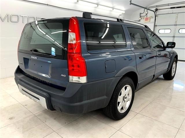 Volvo XC70 2.5L Turbo AWD 2006