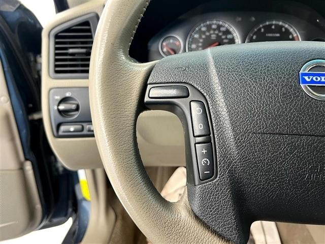 Volvo XC70 2.5L Turbo AWD 2006