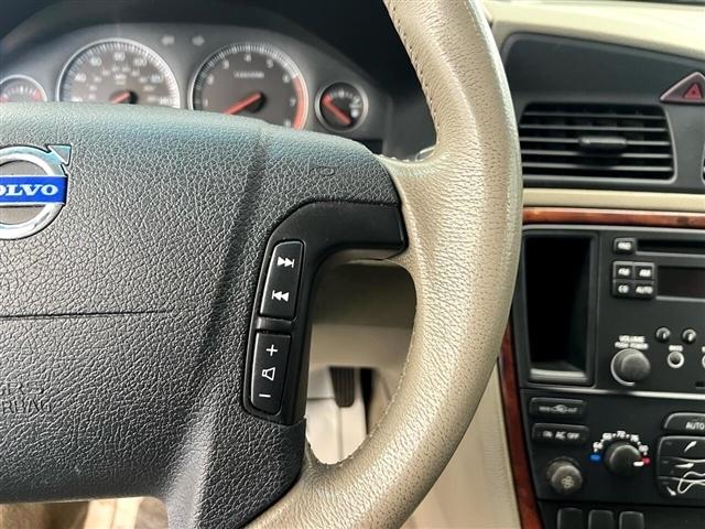 Volvo XC70 2.5L Turbo AWD 2006