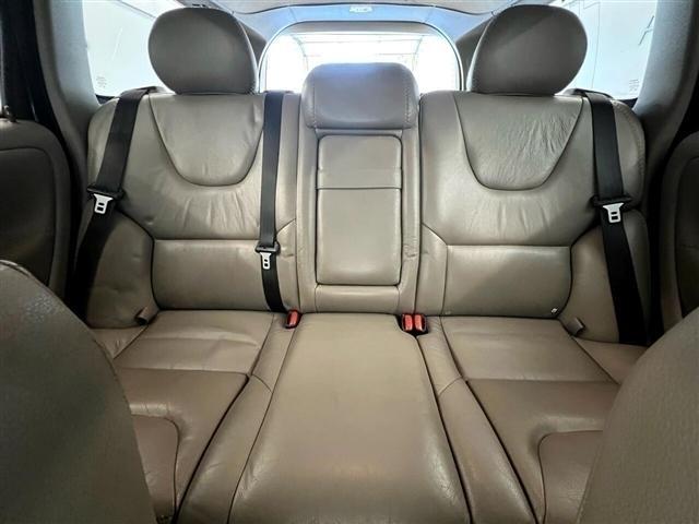 Volvo XC70 2.5L Turbo AWD 2006