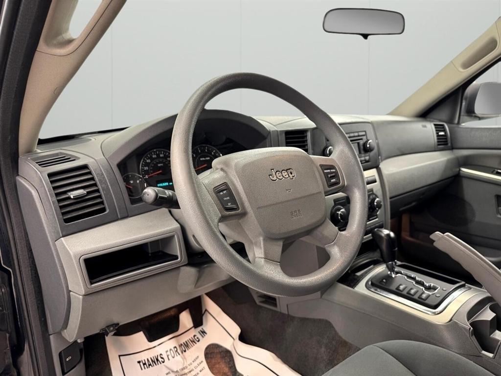 Jeep Grand Cherokee 2WD 4dr Laredo 2007