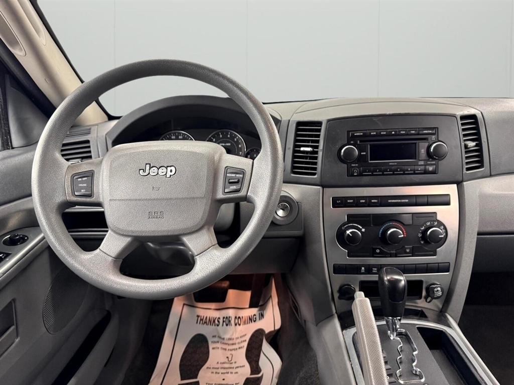 Jeep Grand Cherokee 2WD 4dr Laredo 2007