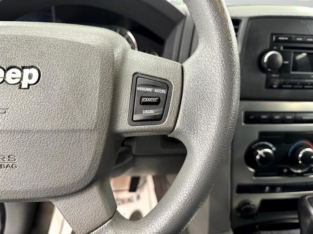Jeep Grand Cherokee 2WD 4dr Laredo 2007