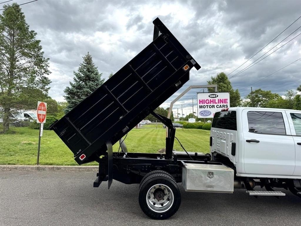 Chevrolet Silverado MD 4WD Crew Cab LT 2023