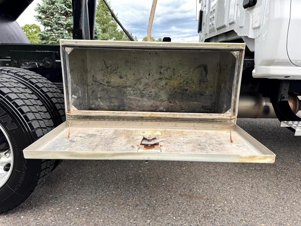 Chevrolet Silverado MD 4WD Crew Cab LT 2023