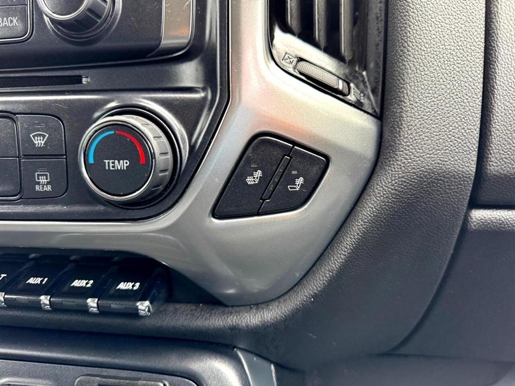 Chevrolet Silverado MD 4WD Crew Cab LT 2023