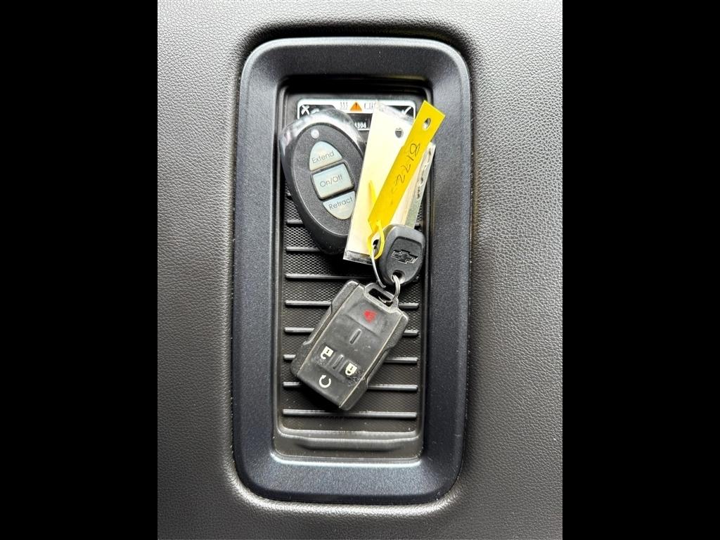 Chevrolet Silverado MD 4WD Crew Cab LT 2023