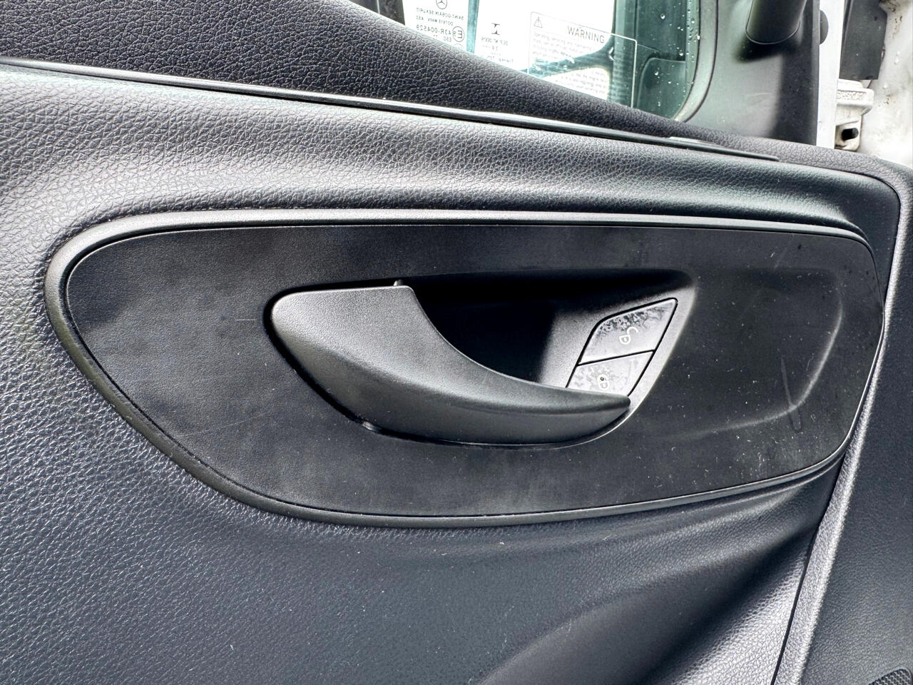 Mercedes-Benz Sprinter Van 2500 Standard Roof V6 144" 4WD 2019