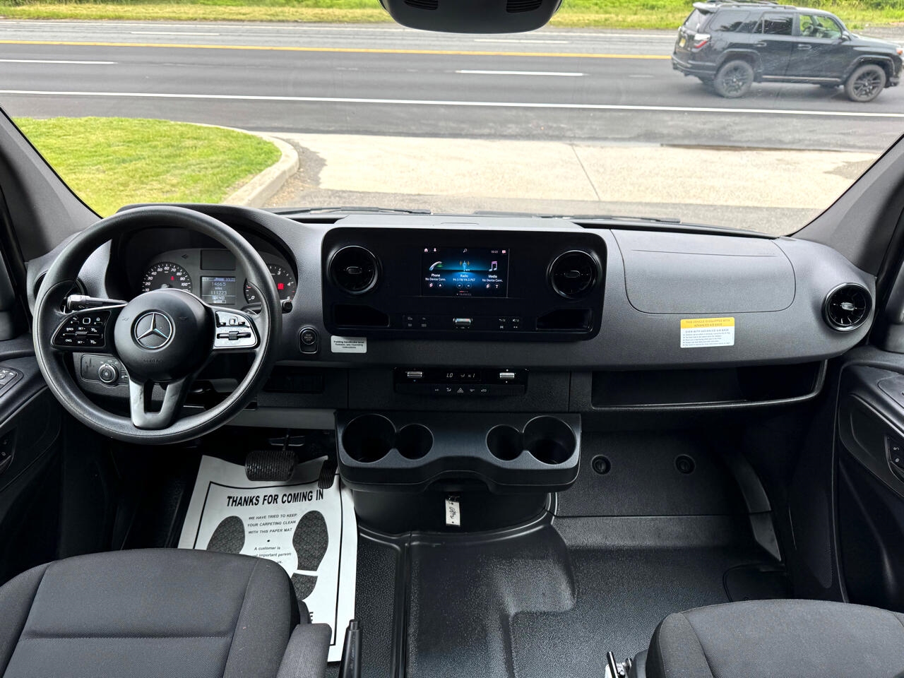 Mercedes-Benz Sprinter Van 2500 Standard Roof V6 144" 4WD 2019