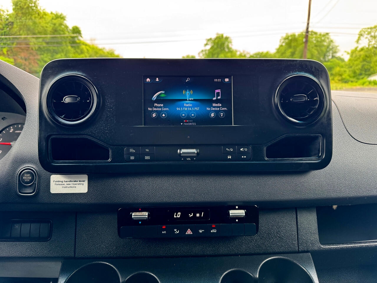 Mercedes-Benz Sprinter Van 2500 Standard Roof V6 144" 4WD 2019