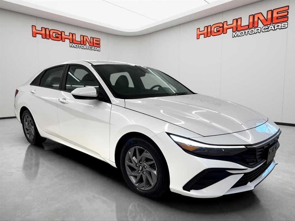 Hyundai Elantra SEL IVT 2024