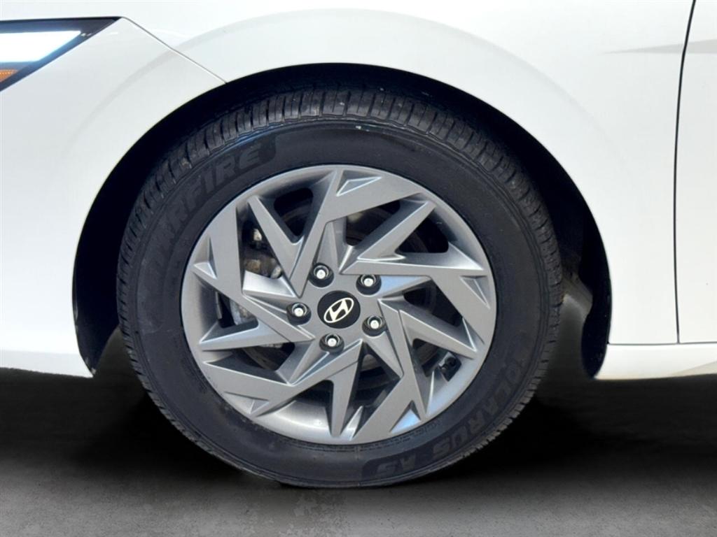 Hyundai Elantra SEL IVT 2024