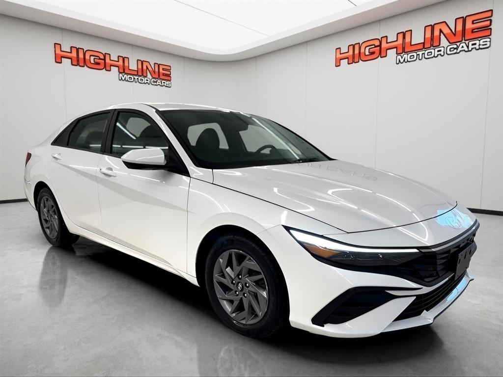 Hyundai Elantra SEL IVT 2024