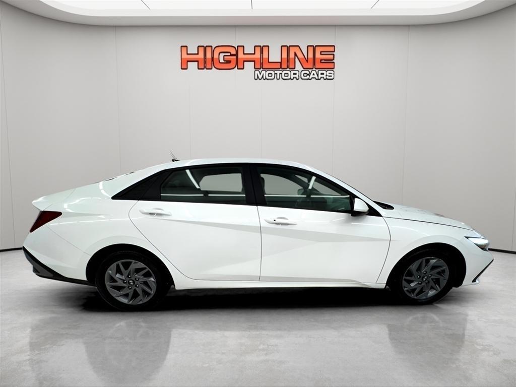 Hyundai Elantra SEL IVT 2024