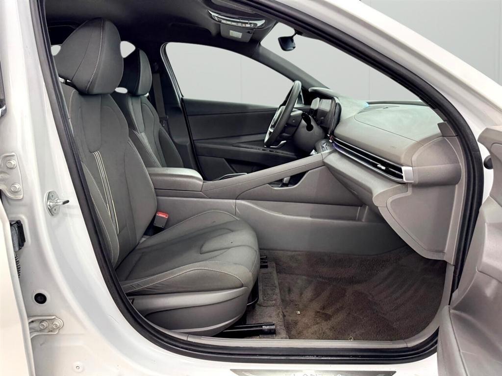 Hyundai Elantra SEL IVT 2024