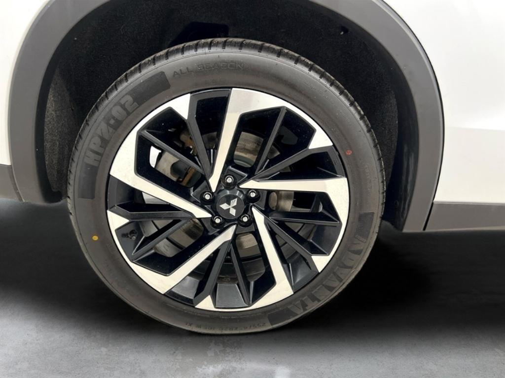 Mitsubishi Outlander ES S-AWC 2022