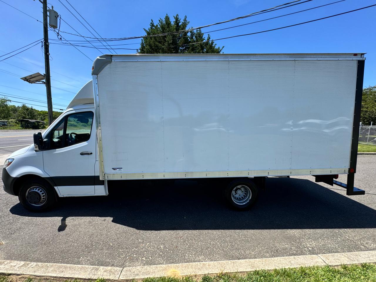 Mercedes-Benz Sprinter Cab Chassis 3500XD Standard Roof I4 170" 2022