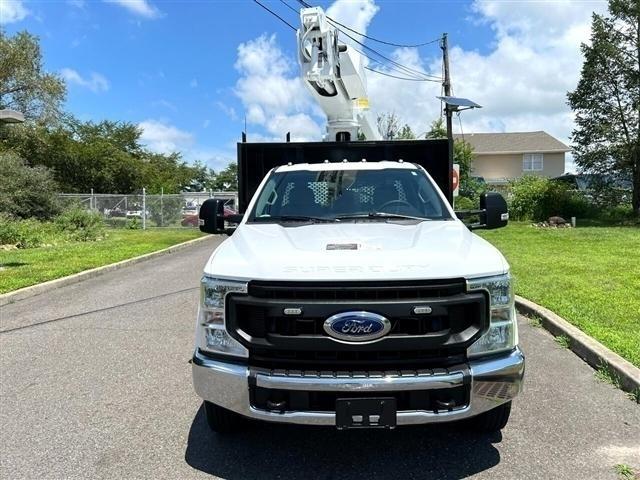 Ford Super Duty F-350 DRW XLT 4WD Reg Cab 145" WB 60" CA 2020