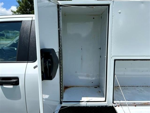 Ford Super Duty F-350 DRW XLT 4WD Reg Cab 145" WB 60" CA 2020