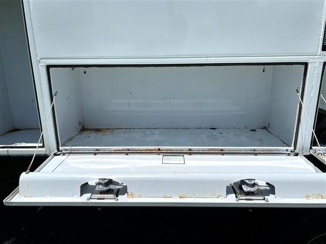 Ford Super Duty F-350 DRW XLT 4WD Reg Cab 145" WB 60" CA 2020
