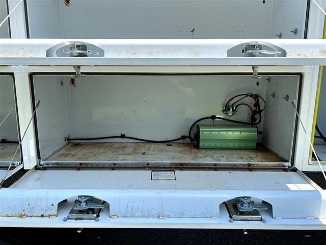 Ford Super Duty F-350 DRW XLT 4WD Reg Cab 145" WB 60" CA 2020