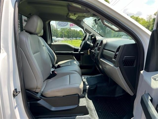 Ford Super Duty F-350 DRW XLT 4WD Reg Cab 145" WB 60" CA 2020