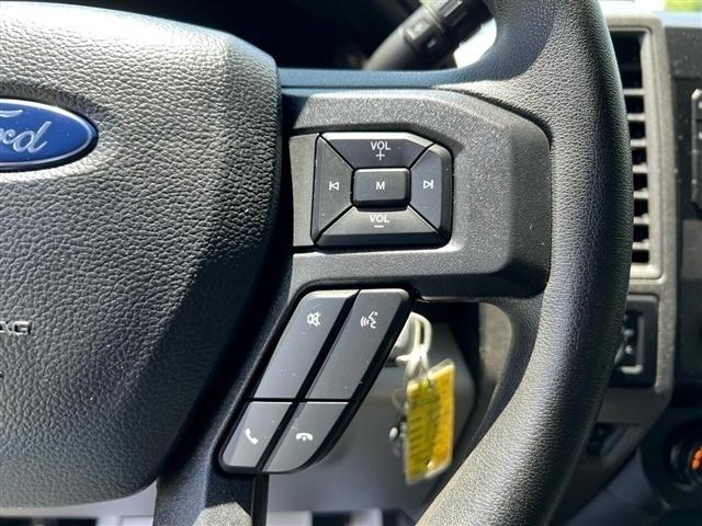 Ford Super Duty F-350 DRW XLT 4WD Reg Cab 145" WB 60" CA 2020