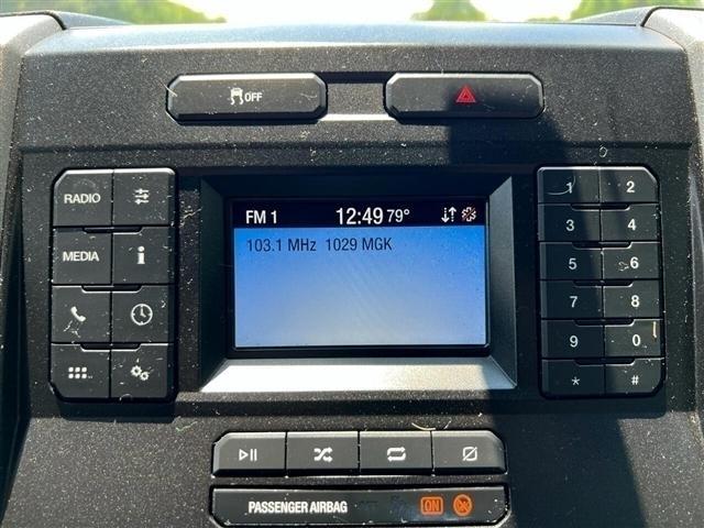 Ford Super Duty F-350 DRW XLT 4WD Reg Cab 145" WB 60" CA 2020