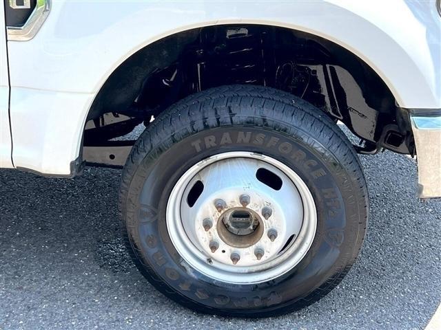 Ford Super Duty F-350 DRW XLT 4WD Reg Cab 145" WB 60" CA 2020