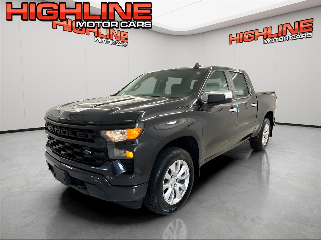 2022 Chevrolet Silverado 1500 4WD Crew Cab 147" Custom