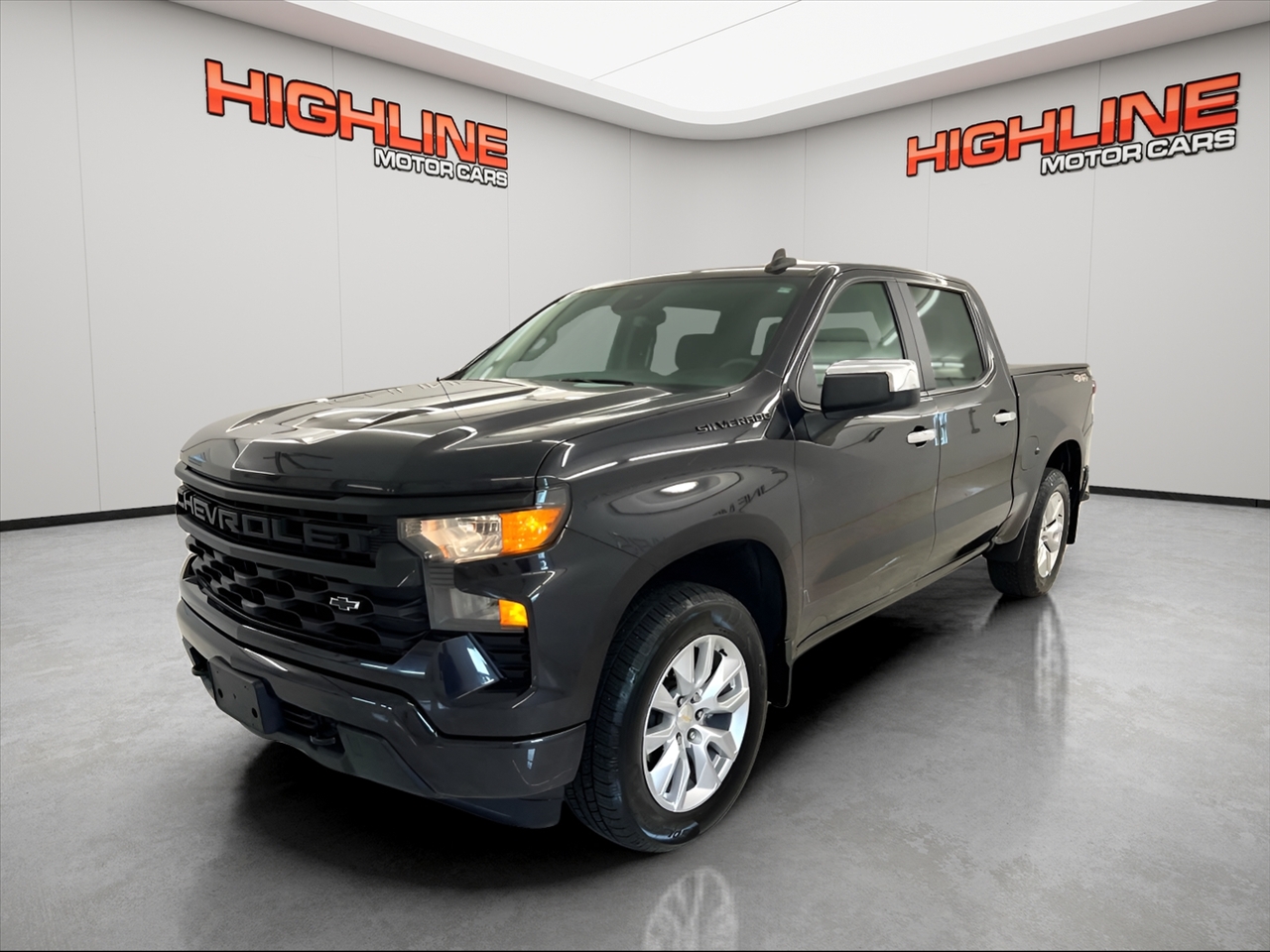 2022 Chevrolet Silverado 1500 4WD Crew Cab 147" Custom