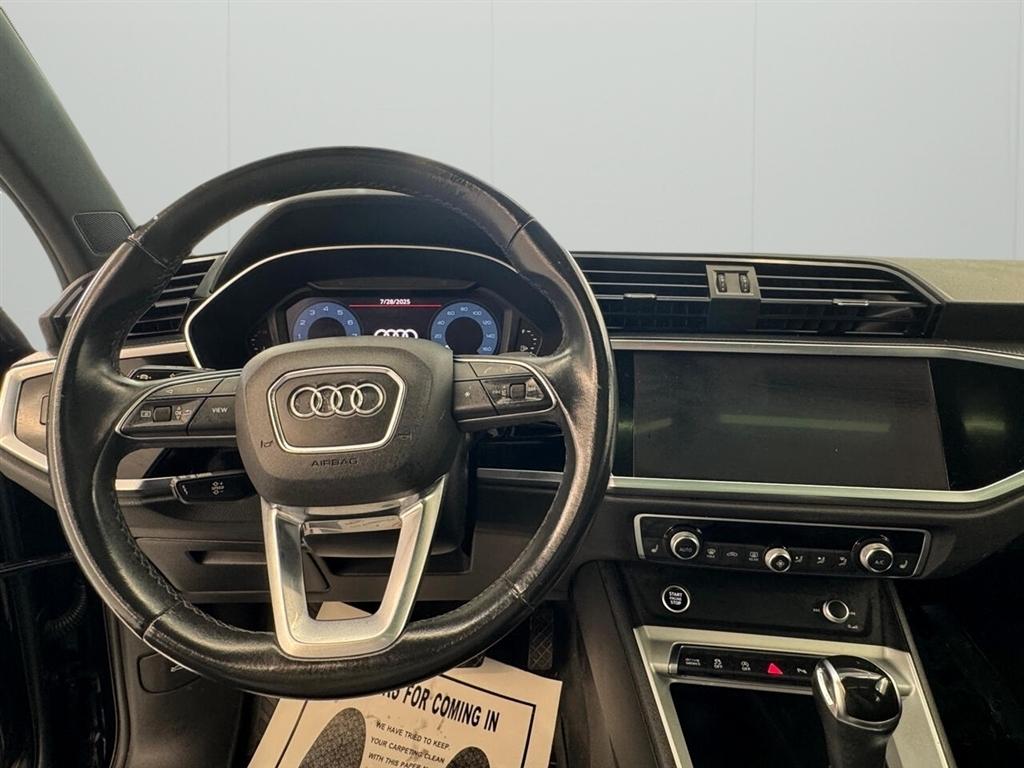 Audi Q3 S line Premium 45 TFSI quattro 2021