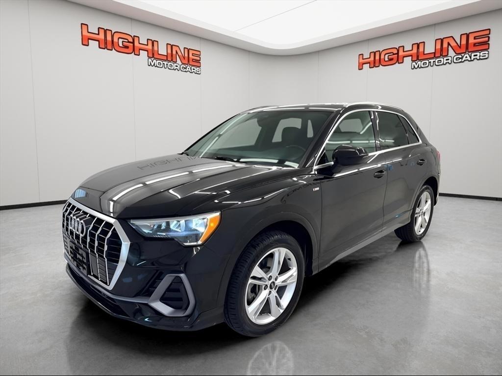 2021 Audi Q3 S line Premium 45 TFSI quattro