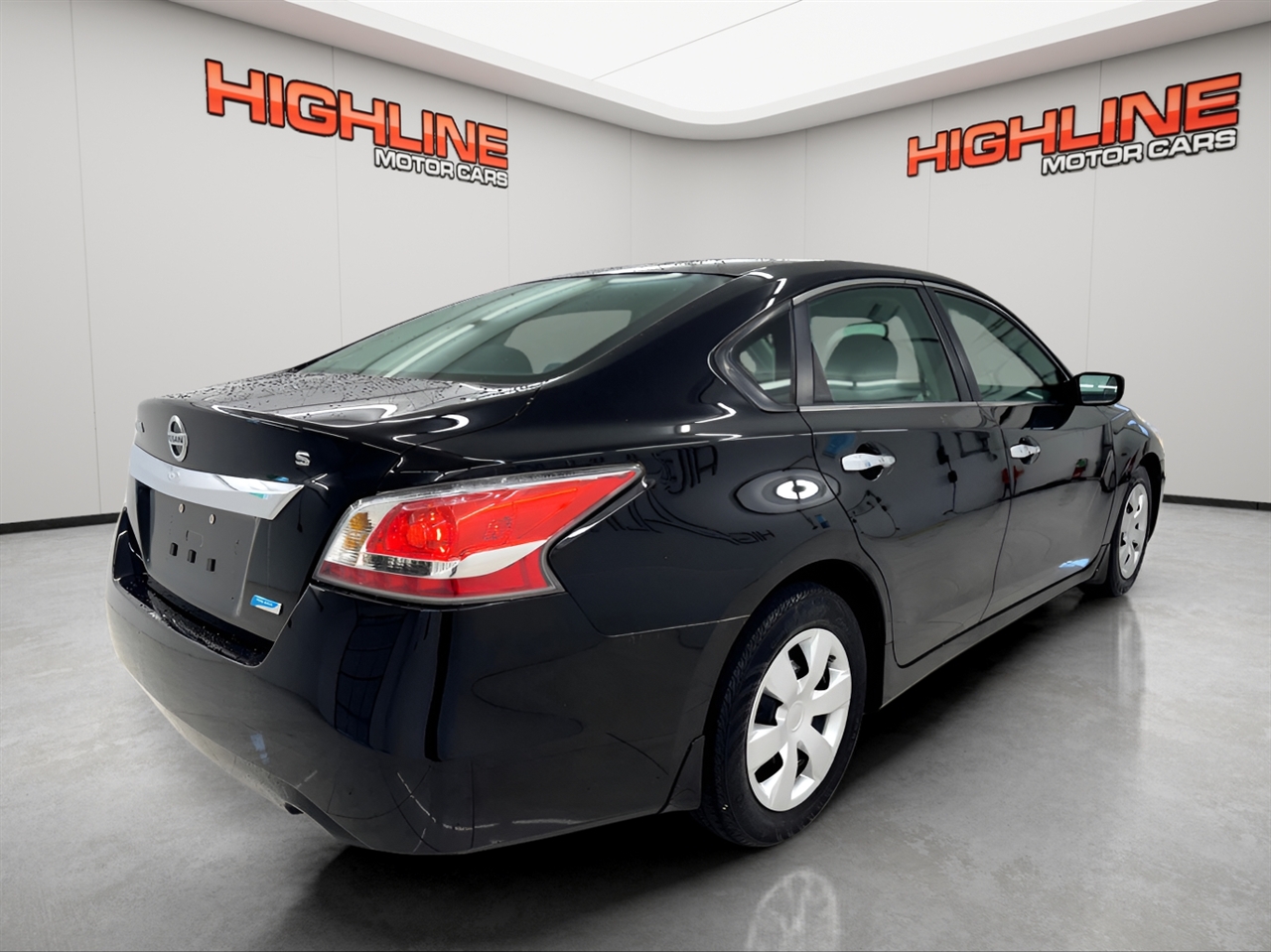 Nissan Altima 4dr Sdn I4 2.5 S 2014 Nissan Altima 4dr Sdn I4 2.5 S 2014