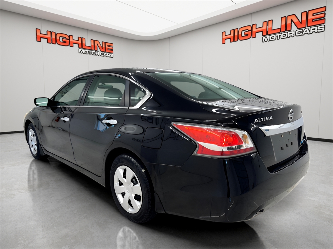 Nissan Altima 4dr Sdn I4 2.5 S 2014 Nissan Altima 4dr Sdn I4 2.5 S 2014
