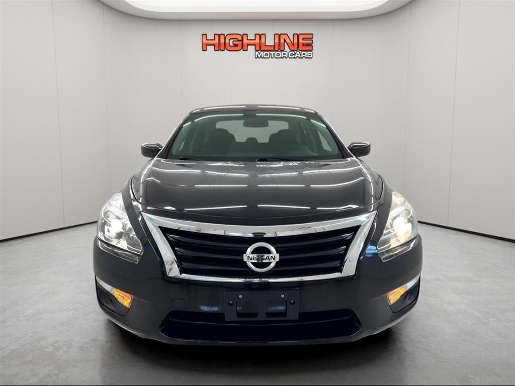 Nissan Altima 4dr Sdn I4 2.5 S 2014