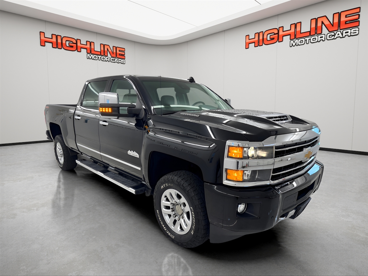 Chevrolet Silverado 3500HD 4WD Crew Cab 153.7" High Country 2019 Chevrolet Silverado 3500HD 4WD Crew Cab 153.7" High Country 2019