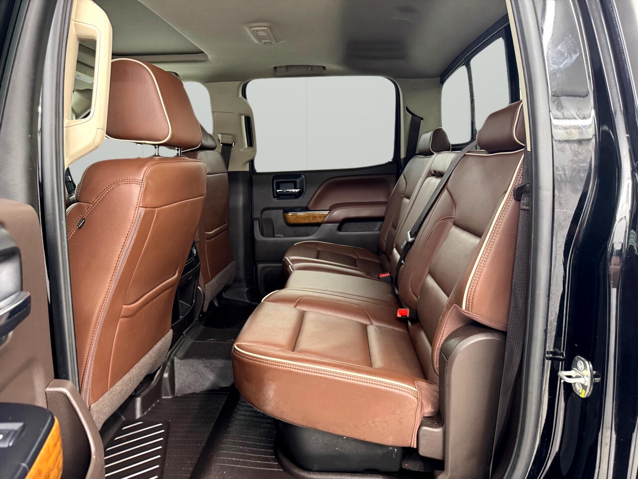 Chevrolet Silverado 3500HD 4WD Crew Cab 153.7" High Country 2019 Chevrolet Silverado 3500HD 4WD Crew Cab 153.7" High Country 2019