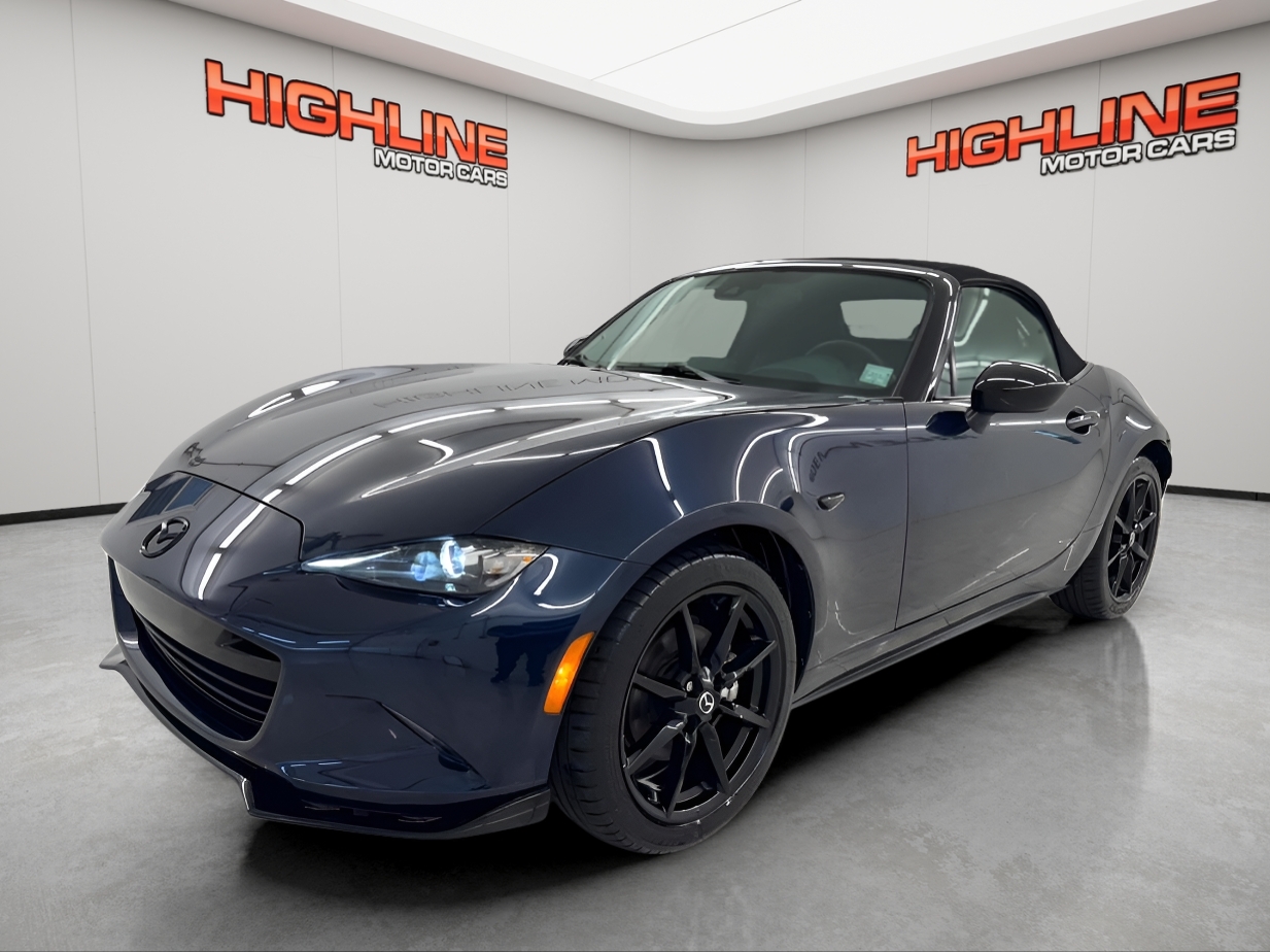 2023 Mazda MX-5 Miata Club Manual